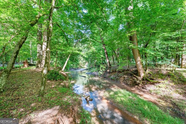 155 Aristocrat Court, Fayetteville, GA 30215