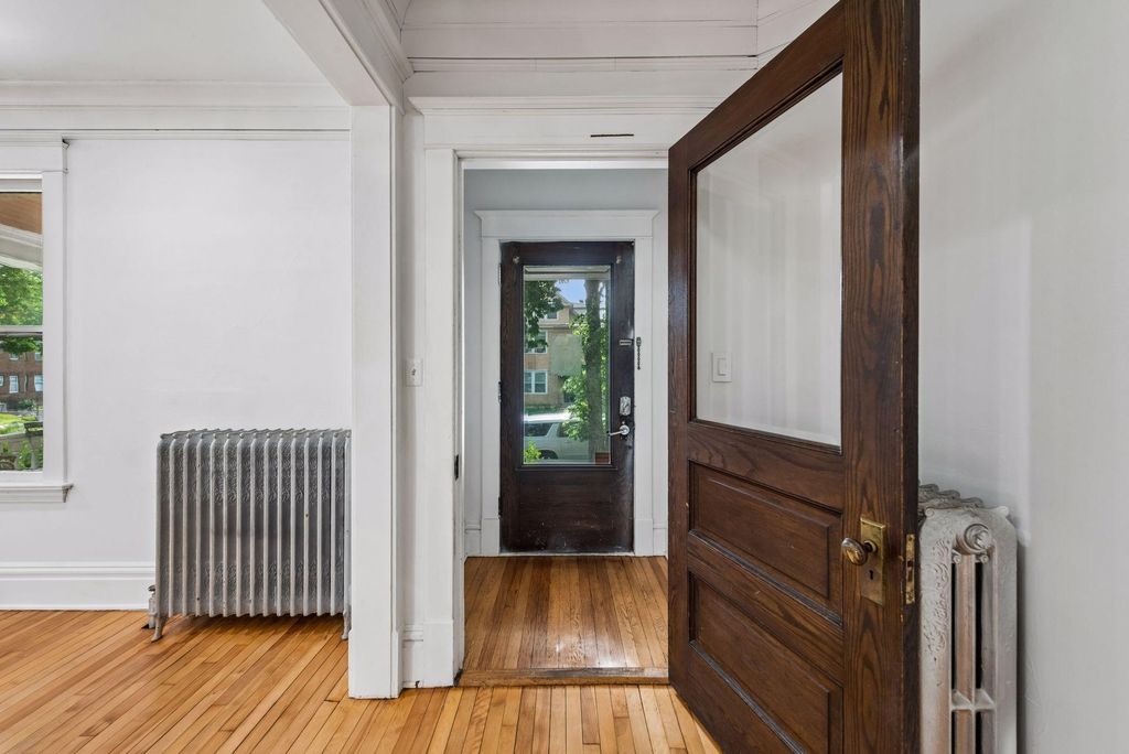 2121 Harriet Avenue, Minneapolis, MN 55405 — photo 3