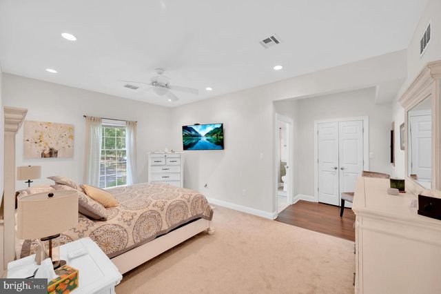 16 TONYS DR, Little Egg Harbor Twp, NJ 08087