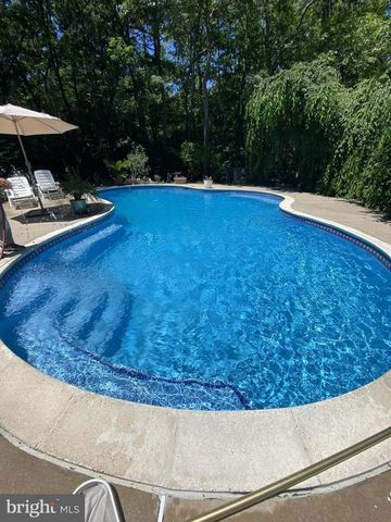 16 TONYS DR, Little Egg Harbor Twp, NJ 08087