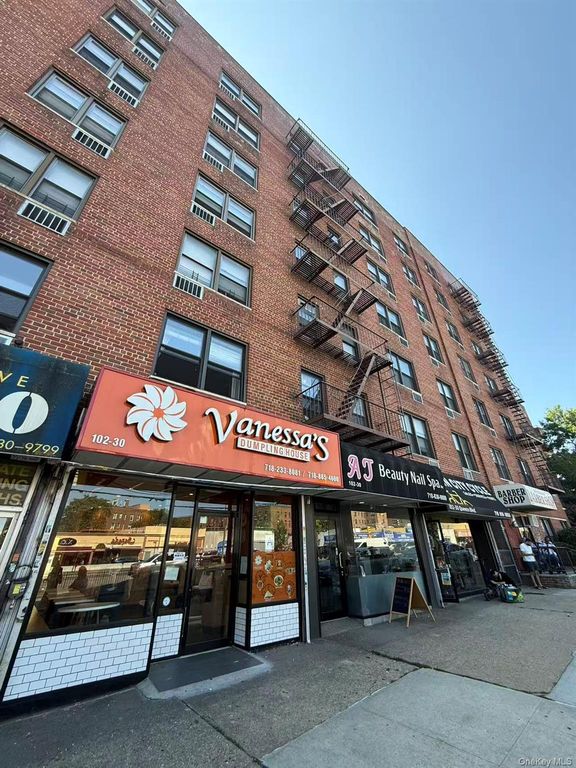 102-30 Queens Blvd 3, Forest Hills, NY 11374 — exterior