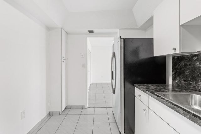 400 Kings Point Drive 1628, Sunny Isles Beach, FL 33160