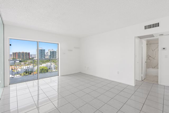 400 Kings Point Drive 1628, Sunny Isles Beach, FL 33160