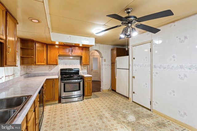 4813 N 13TH ST, Philadelphia, PA 19141