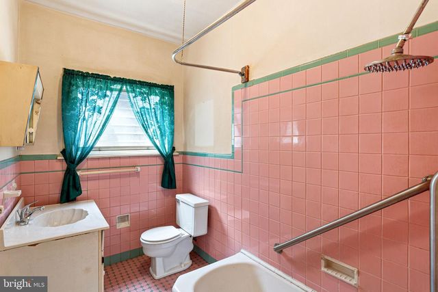 4813 N 13TH ST, Philadelphia, PA 19141