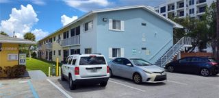 1501 Crescent Circle C27, Lake Park, FL 33403