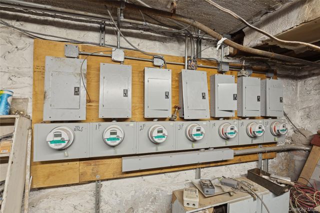 358 61 Street, Brooklyn, NY 11220