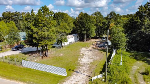 303 County Road 3417, Cleveland, TX 77327
