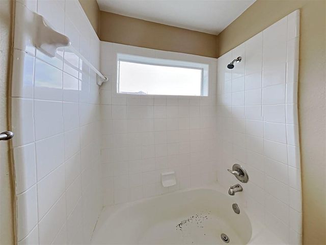 411 Cedar Point Drive, League City, TX 77573