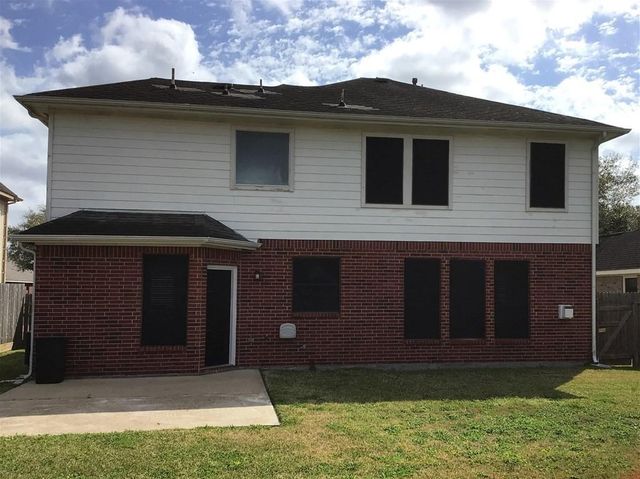411 Cedar Point Drive, League City, TX 77573