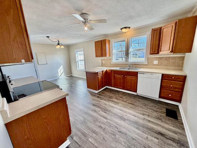 2670 N Hwy 1247, Somerset, KY 42503