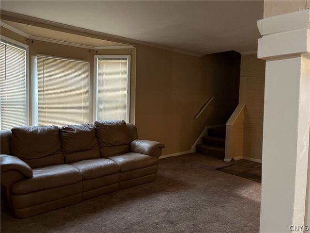 524 West Ostrander Avenue, Syracuse, NY 13205