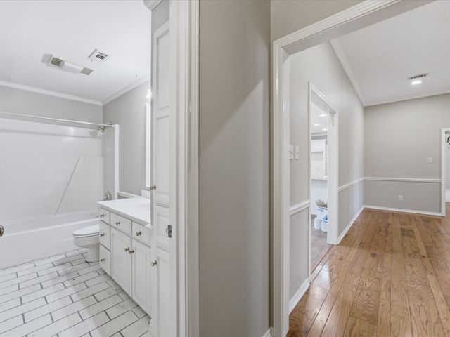 1506 Williamsburg Court, Ennis, TX 75119