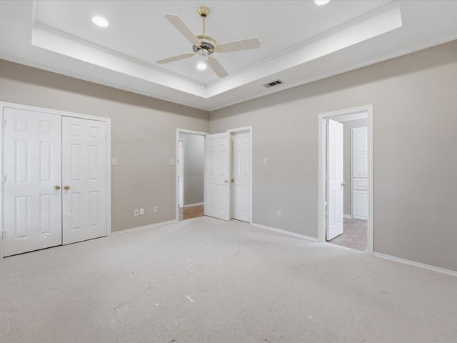 1506 Williamsburg Court, Ennis, TX 75119