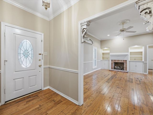 1506 Williamsburg Court, Ennis, TX 75119