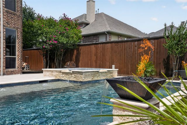 2705 Marshall Drive, Frisco, TX 75033