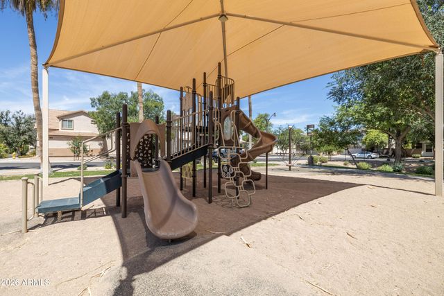 1531 S LONGSPUR Lane, Gilbert, AZ 85296