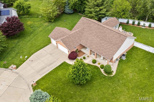 4382 Shelfield, Swansea, IL 62226