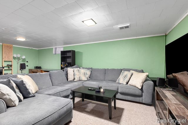 1715 Oswego Street NW, Grand Rapids, MI 49504