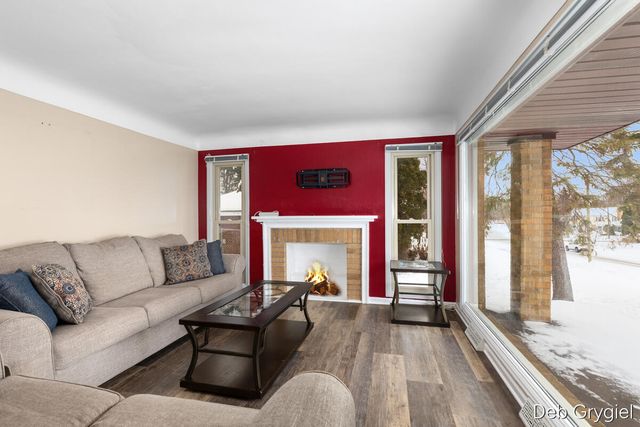 1715 Oswego Street NW, Grand Rapids, MI 49504