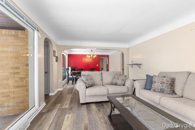 1715 Oswego Street NW, Grand Rapids, MI 49504