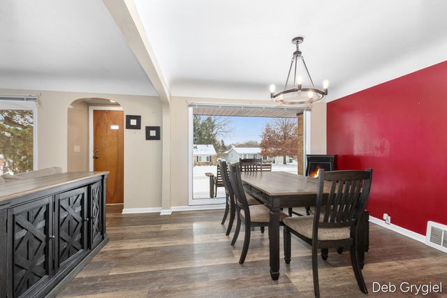 1715 Oswego Street NW, Grand Rapids, MI 49504