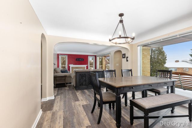 1715 Oswego Street NW, Grand Rapids, MI 49504