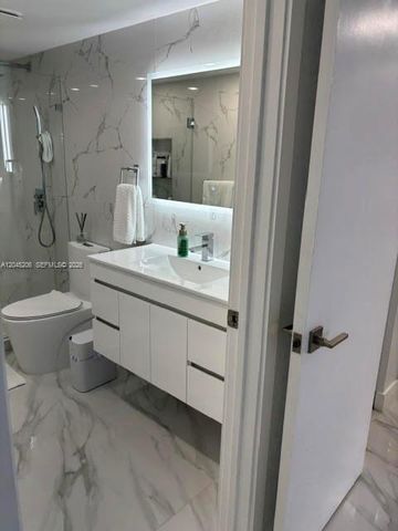 9686 Fontainebleau Boulevard 504, Miami, FL 33172