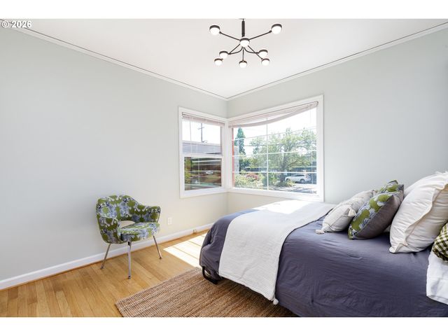 7475 N McKenna Ave, Portland, OR 97203