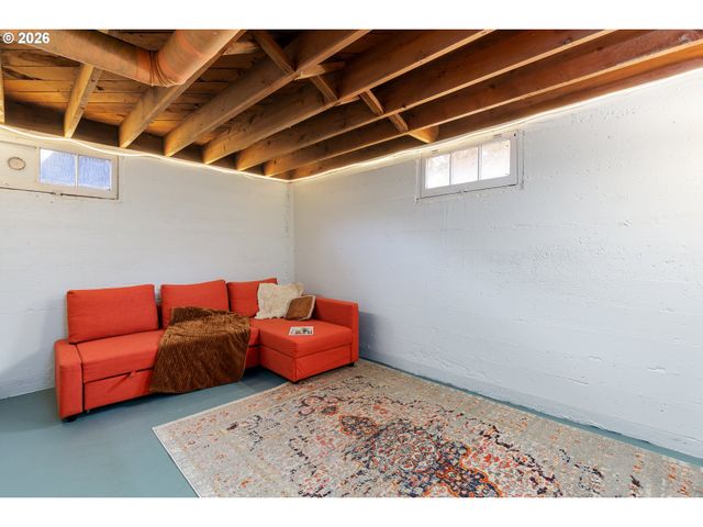 7475 N McKenna Ave, Portland, OR 97203
