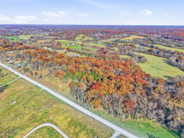 9600 S SMITH HATCHERY RD, Columbia, MO 65203