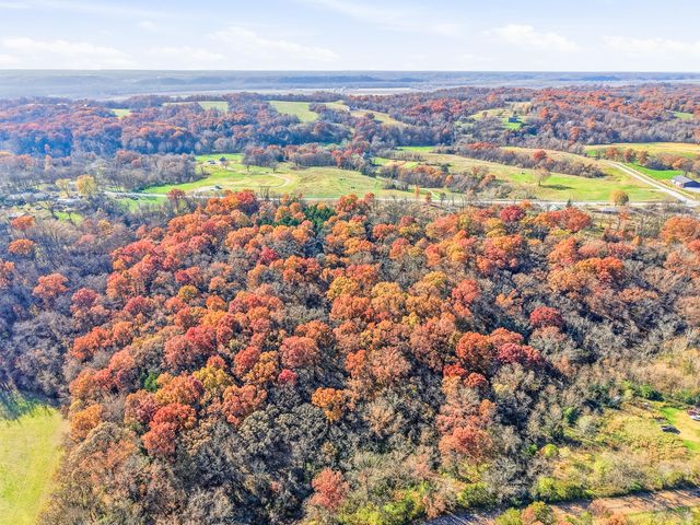 9600 S SMITH HATCHERY RD, Columbia, MO 65203