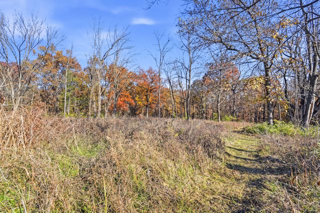 9600 S SMITH HATCHERY RD, Columbia, MO 65203