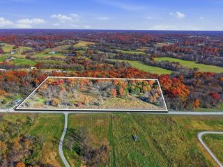 9600 S SMITH HATCHERY RD, Columbia, MO 65203