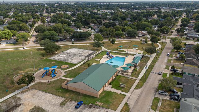 2703 Morningside Lane, Pasadena, TX 77506