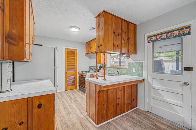 2703 Morningside Lane, Pasadena, TX 77506