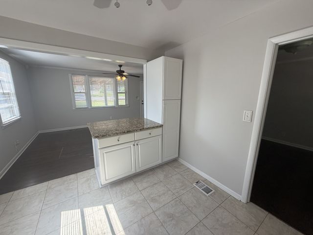 2712 Wellman Dr, Nashville, TN 37214