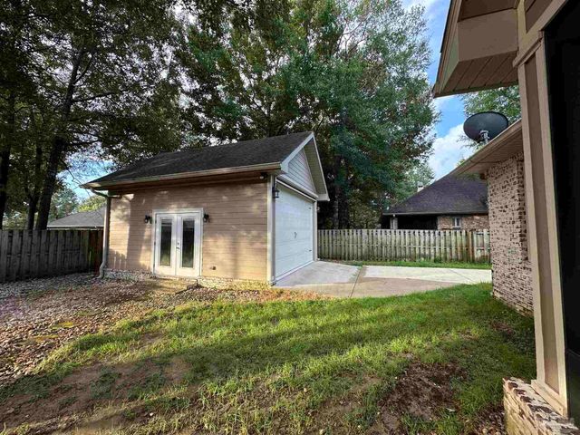 8864 Spider Lily Way, Pensacola, FL 32526