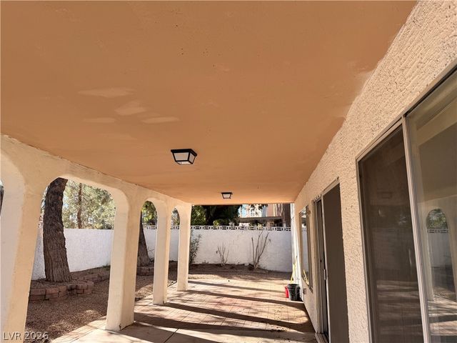 2836 Huber Heights Drive, Las Vegas, NV 89128