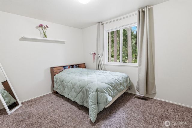 8613 Foster Grove Court NE, Bremerton, WA 98311