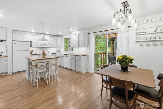 8613 Foster Grove Court NE, Bremerton, WA 98311