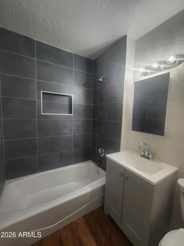 918 E GARFIELD Street C, Phoenix, AZ 85006