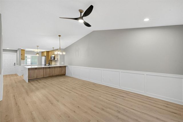 7761 JEWEL LANE 202, Naples, FL 34109