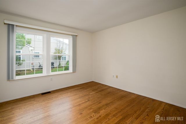 13 Benjamin Franklin Drive, Monroe, NJ 08831