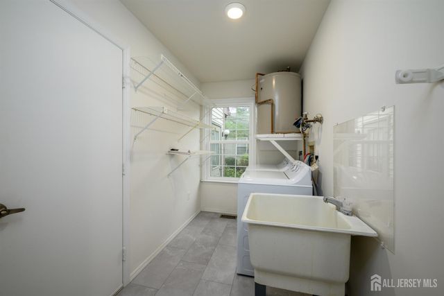 13 Benjamin Franklin Drive, Monroe, NJ 08831
