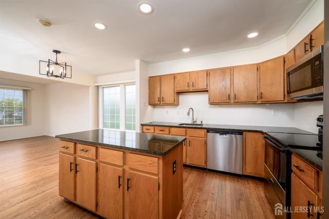 13 Benjamin Franklin Drive, Monroe, NJ 08831