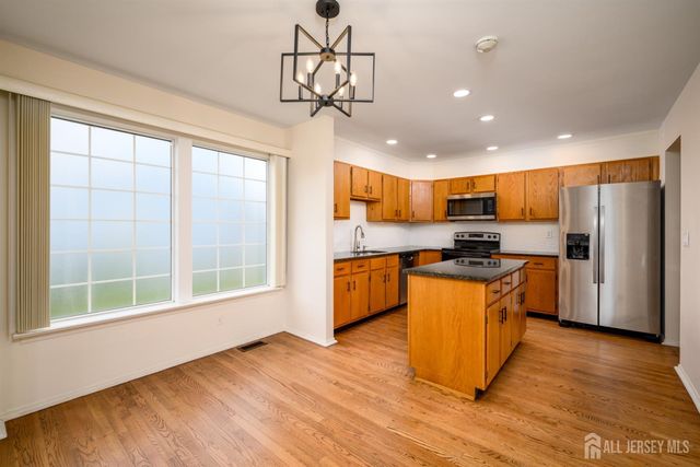 13 Benjamin Franklin Drive, Monroe, NJ 08831