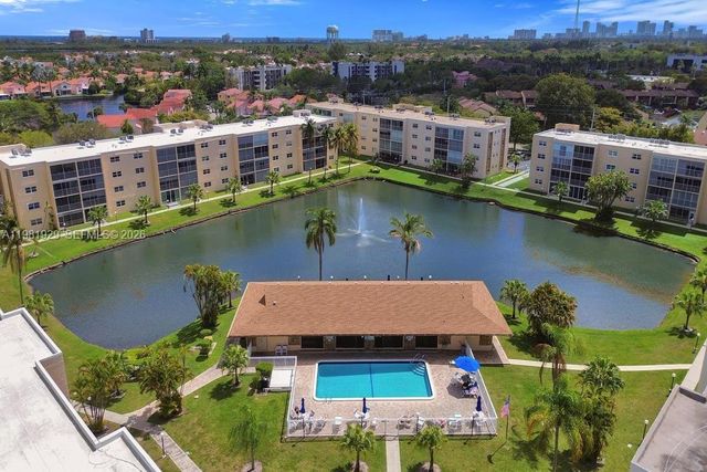 425 SE 11th Ter 204, Dania Beach, FL 33004