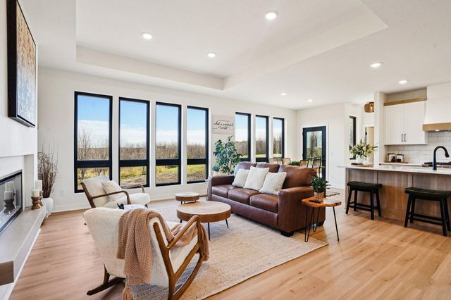 18866 Silo Court, Shafer, MN 55074