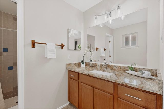 14343 Camino Del Rey NE, Albuquerque, NM 87123